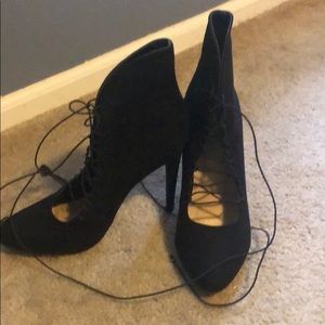 Lace up heeled boots